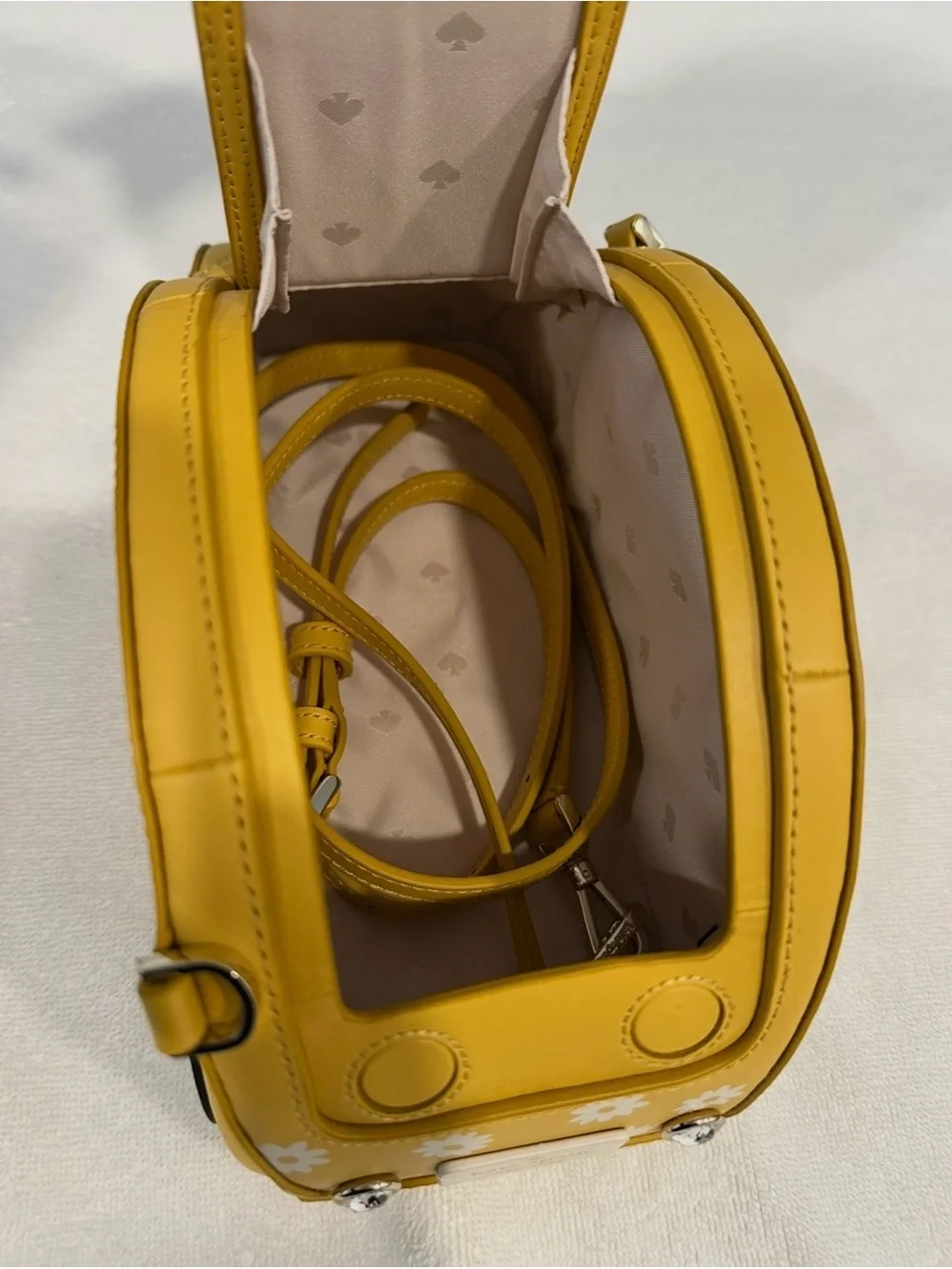 Kate Spade Beep Beep Car Crossbody Bag Novelty Yellow Daisy NWOT
